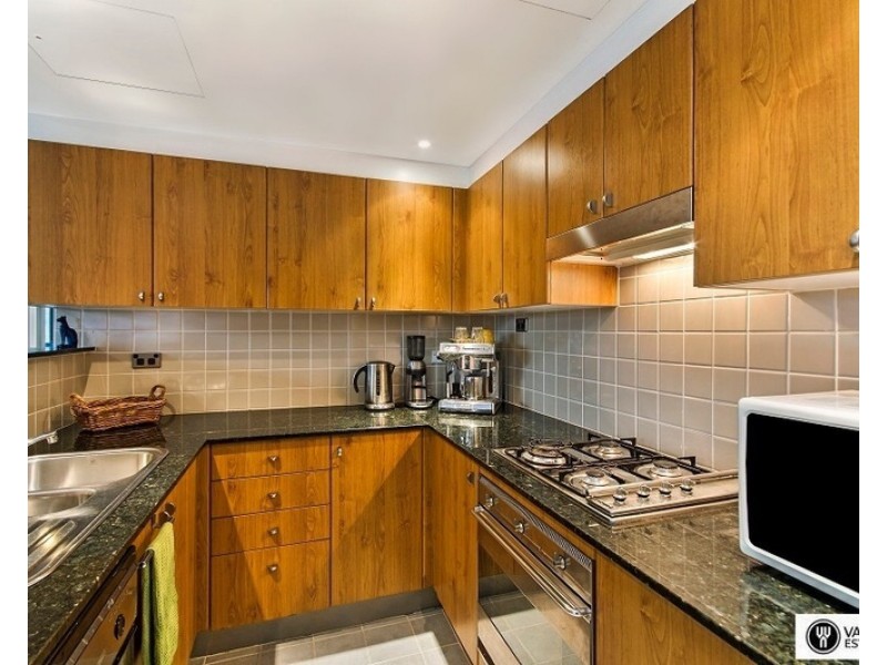 1 Hosking Place, Sydney NSW 2000