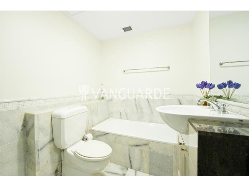 Unit 1810/127 Kent Street, Sydney NSW 2000