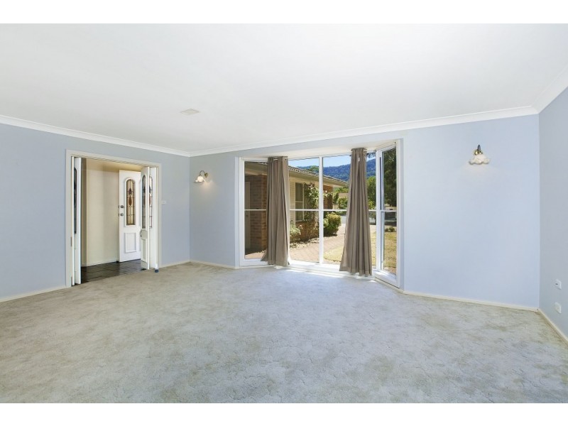 8 Byrne Place, Balgownie NSW 2519