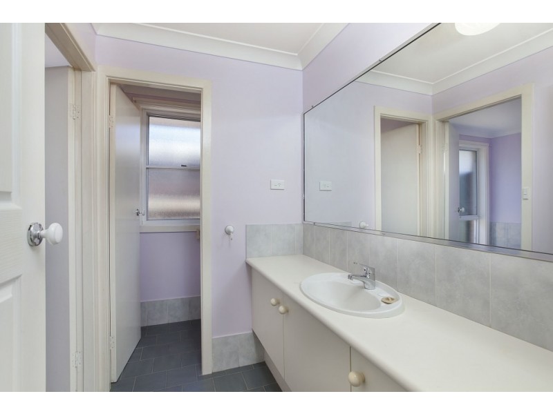 8 Byrne Place, Balgownie NSW 2519