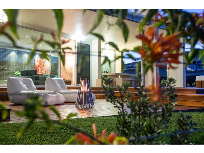 2 Weaver Terrace, Bulli NSW 2516