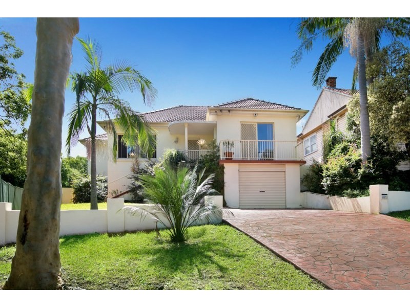 12 Walter Street, Mangerton NSW 2500