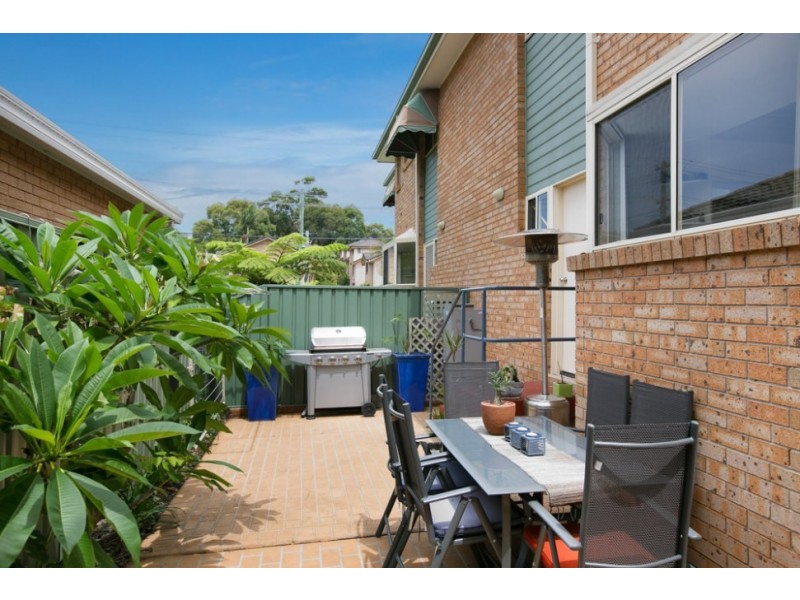 2/88-92 Campbell Street, Woonona NSW 2517