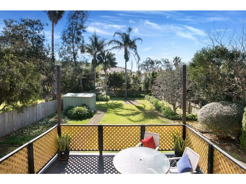 12 Harkness Avenue, Keiraville NSW 2500