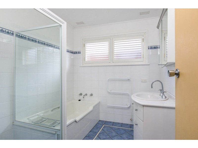 12 Harkness Avenue, Keiraville NSW 2500