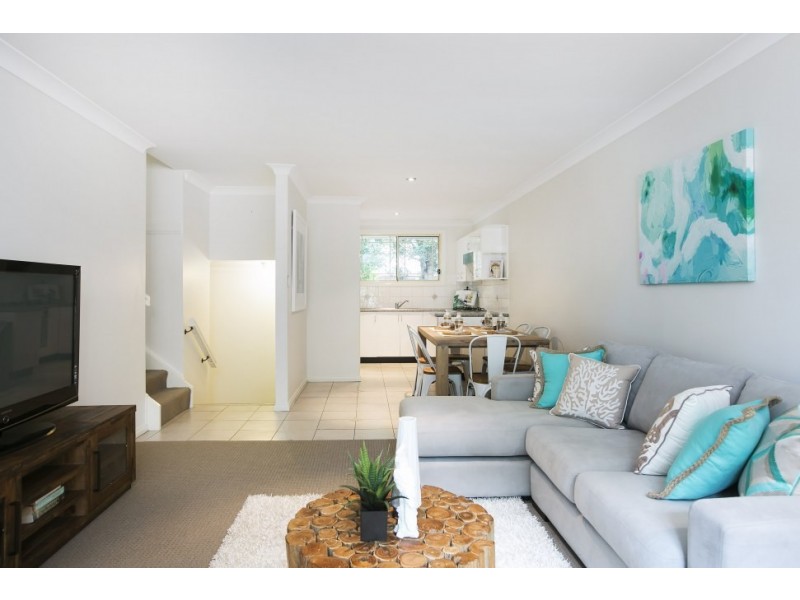 6/2 Gwyther Avenue, Bulli NSW 2516