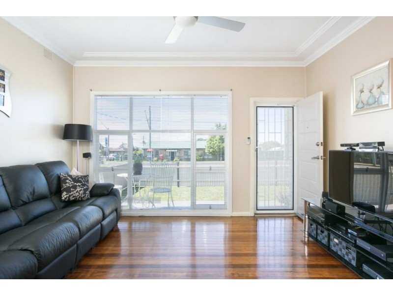 298 Shellharbour Road, Barrack Heights NSW 2528