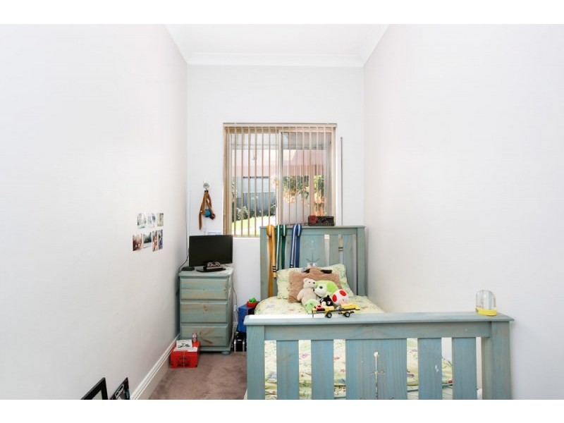 12 Walter Street, Mangerton NSW 2500