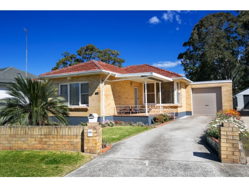 35 Jobson Avenue, Mount Ousley NSW 2519