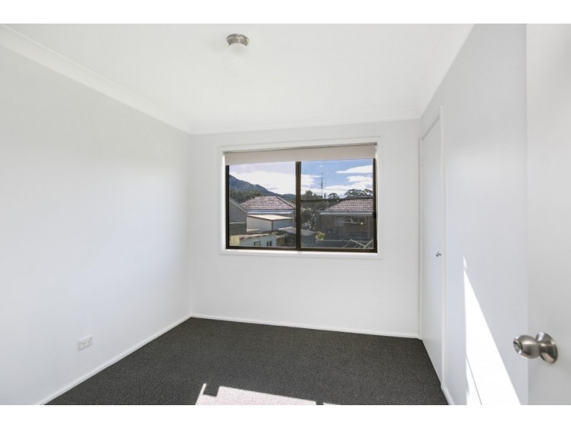 4 Lawson Street, Fairy Meadow NSW 2519