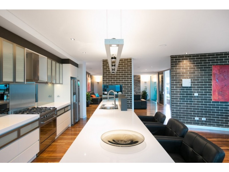 2 Weaver Terrace, Bulli NSW 2516