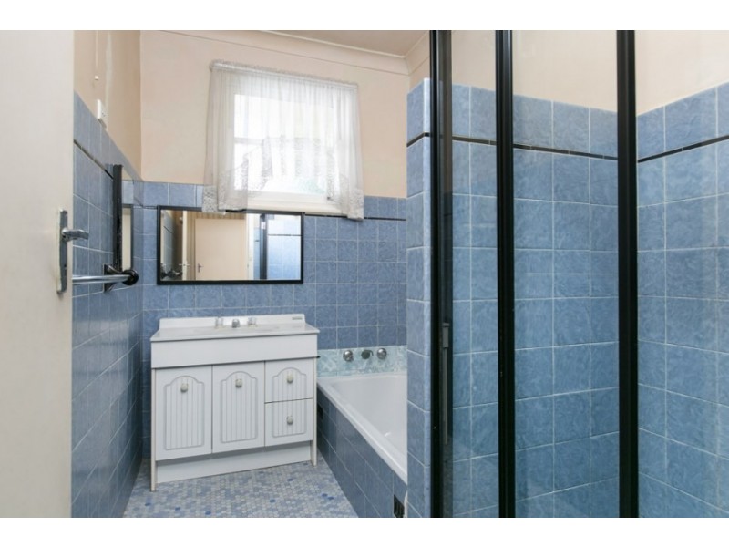 35 Jobson Avenue, Mount Ousley NSW 2519