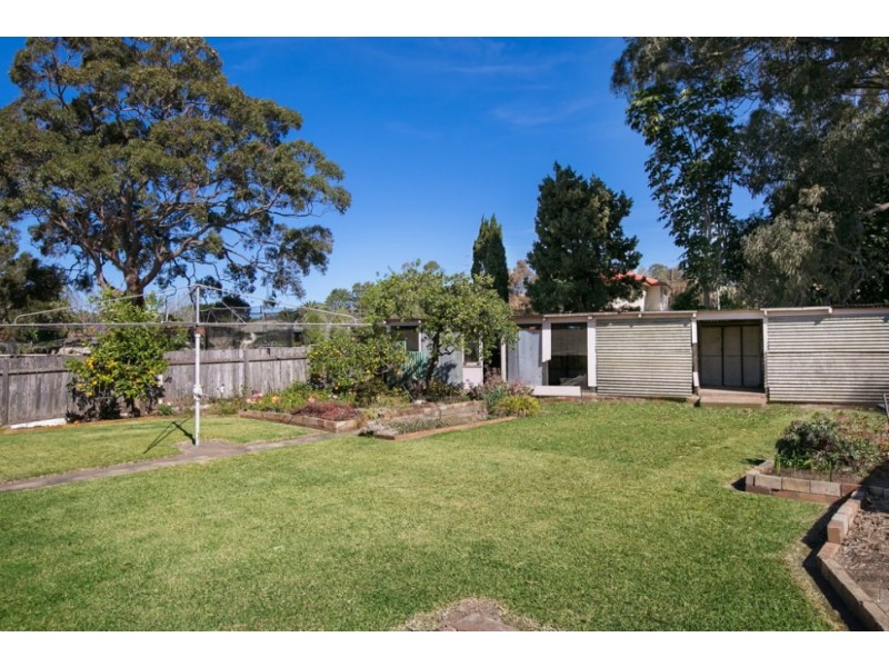 35 Jobson Avenue, Mount Ousley NSW 2519