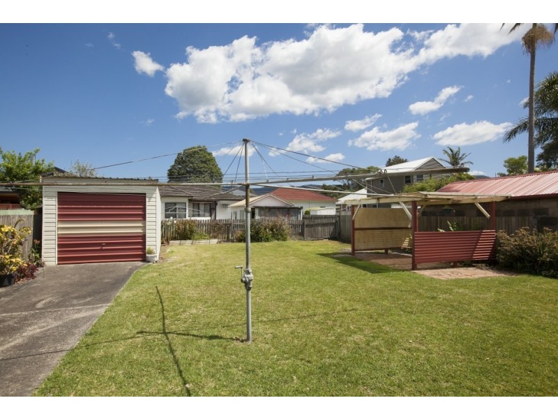 22 Donald Street, Fairy Meadow NSW 2519