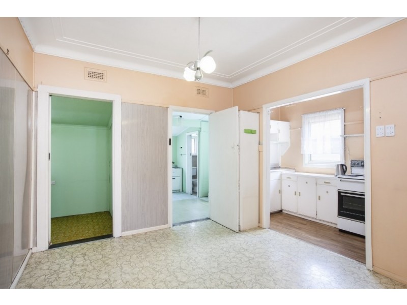 22 Donald Street, Fairy Meadow NSW 2519