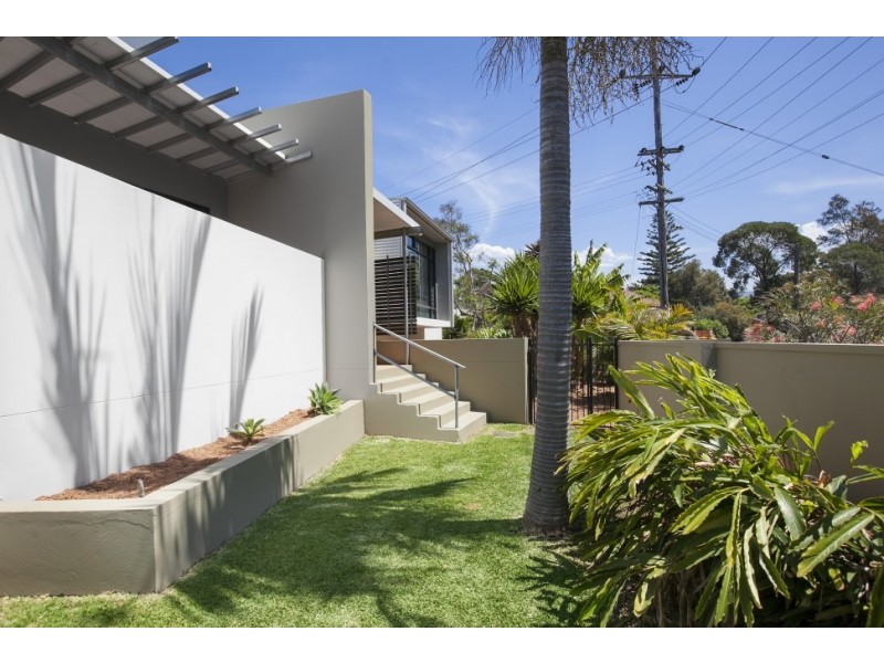 9 Fisher Street, West Wollongong NSW 2500