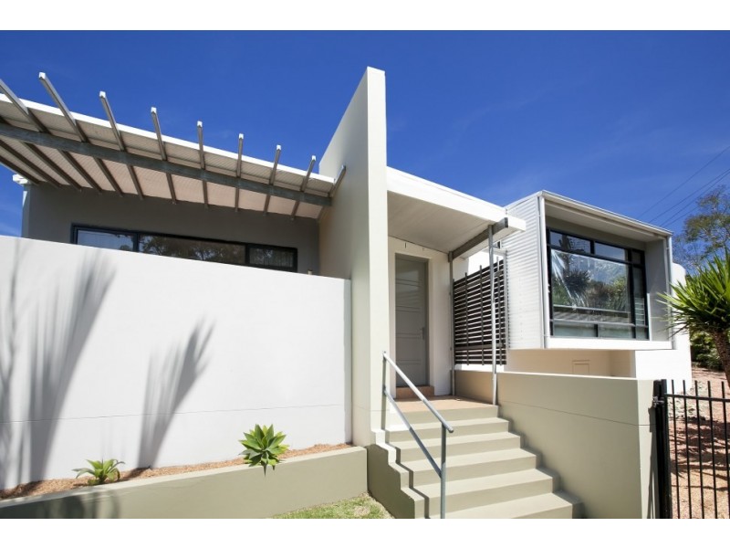 9 Fisher Street, West Wollongong NSW 2500