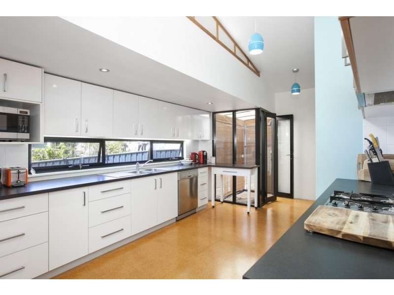 9 Fisher Street, West Wollongong NSW 2500