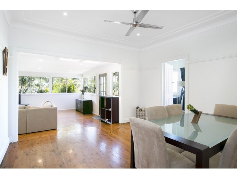 23 Hillcrest Avenue, Woonona NSW 2517