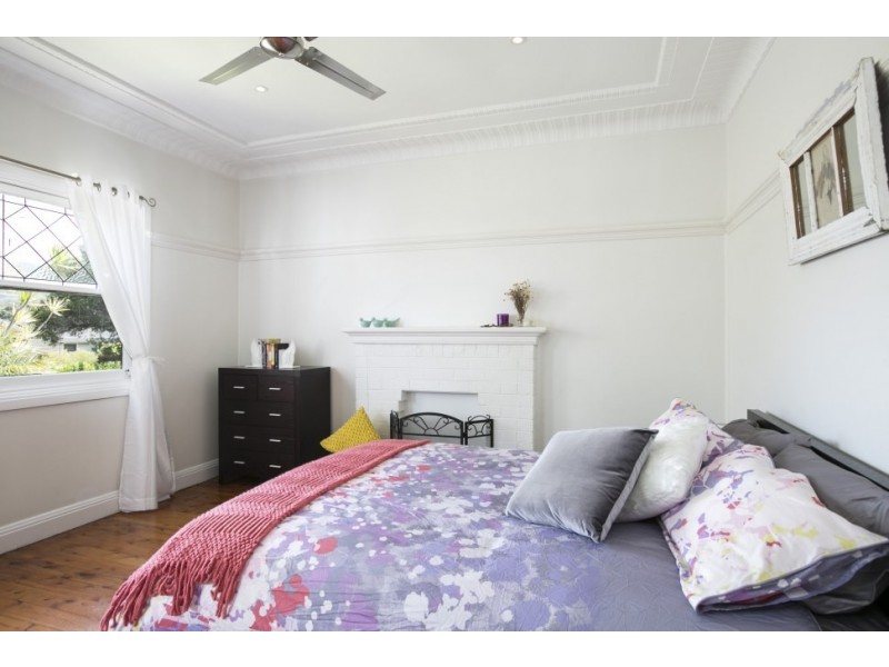 23 Hillcrest Avenue, Woonona NSW 2517