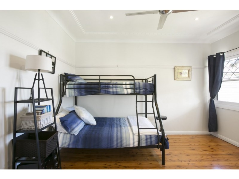 23 Hillcrest Avenue, Woonona NSW 2517