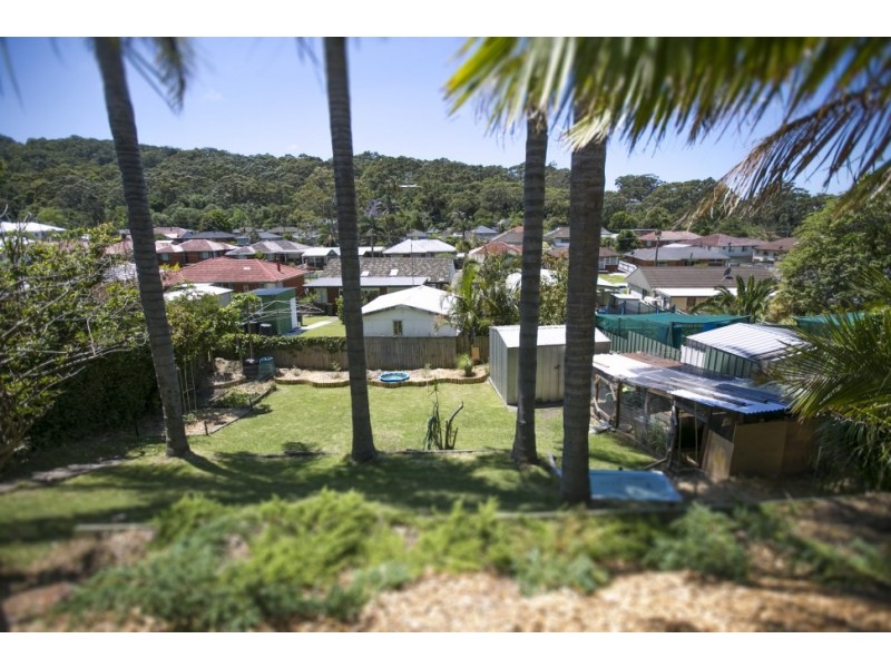 23 Hillcrest Avenue, Woonona NSW 2517