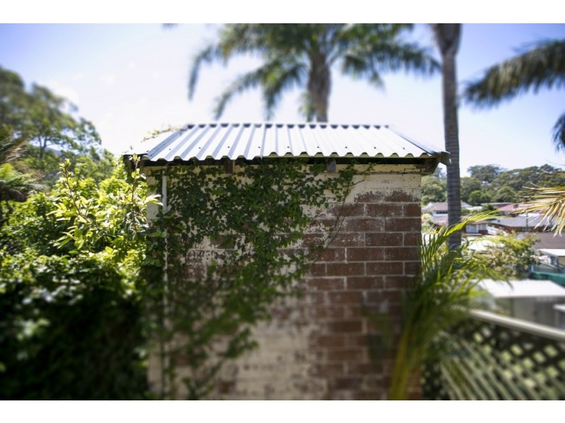 23 Hillcrest Avenue, Woonona NSW 2517