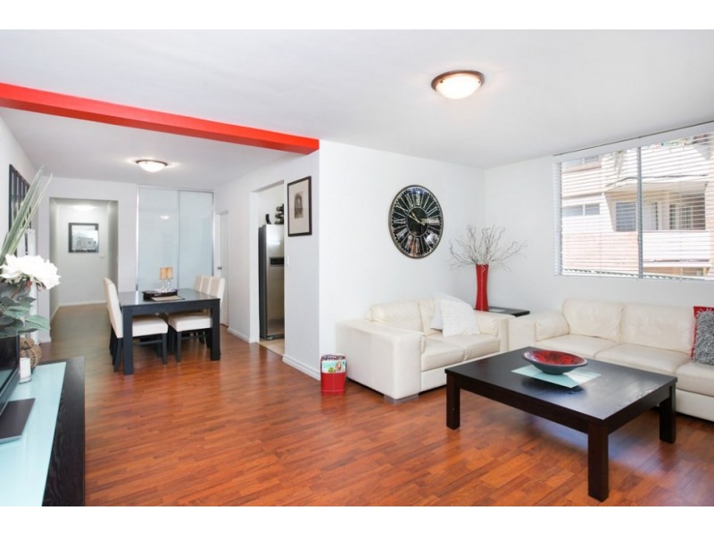 8/21 Heaslip Street, Coniston NSW 2500