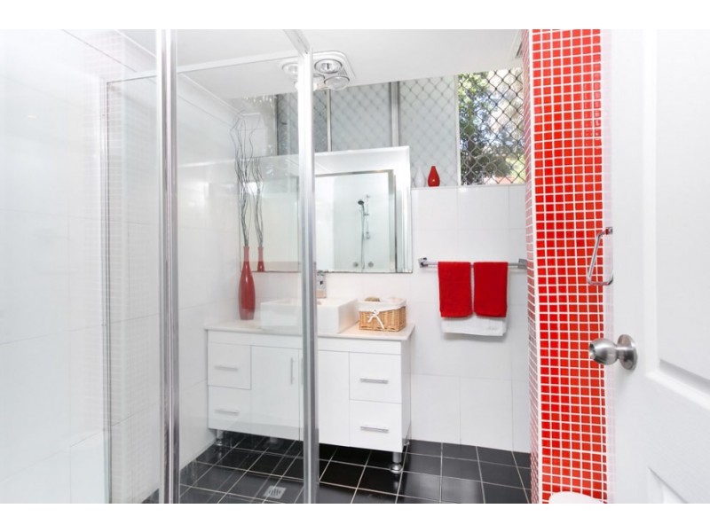 8/21 Heaslip Street, Coniston NSW 2500