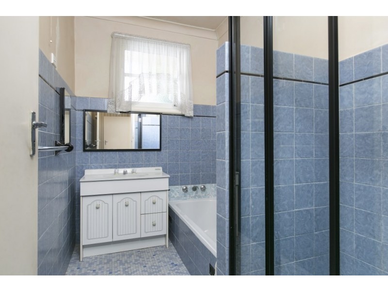 35 Jobson Avenue, Mount Ousley NSW 2519