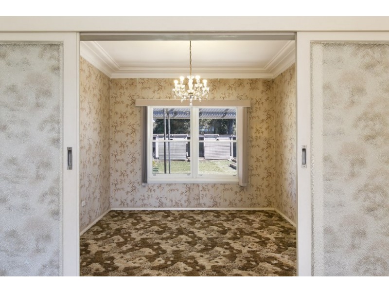 35 Jobson Avenue, Mount Ousley NSW 2519