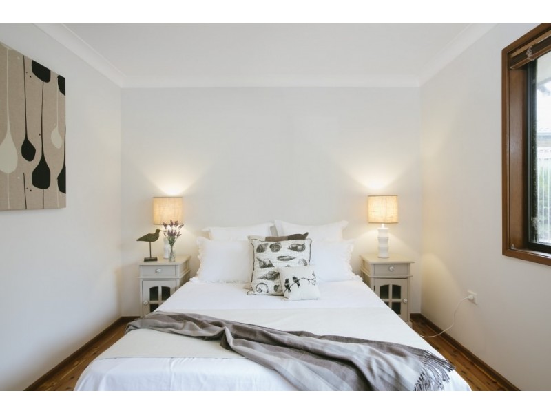 107 Iola Avenue, Farmborough Heights NSW 2526