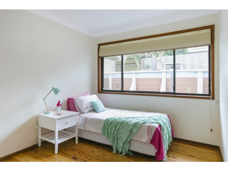 107 Iola Avenue, Farmborough Heights NSW 2526