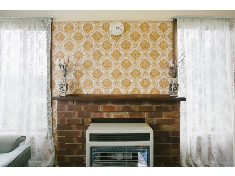 13 Moran Parade, Mount Saint Thomas NSW 2500