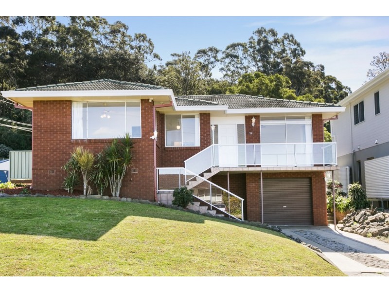49 Robinsville Crescent, Thirroul NSW 2515