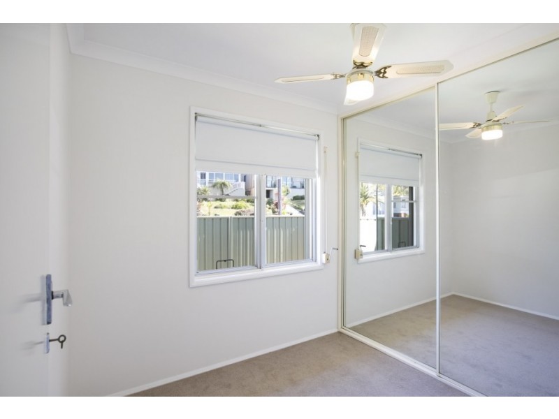 49 Robinsville Crescent, Thirroul NSW 2515