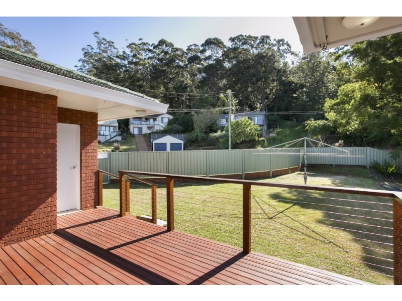 49 Robinsville Crescent, Thirroul NSW 2515