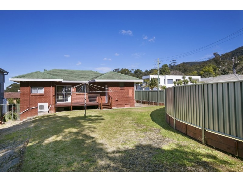 49 Robinsville Crescent, Thirroul NSW 2515