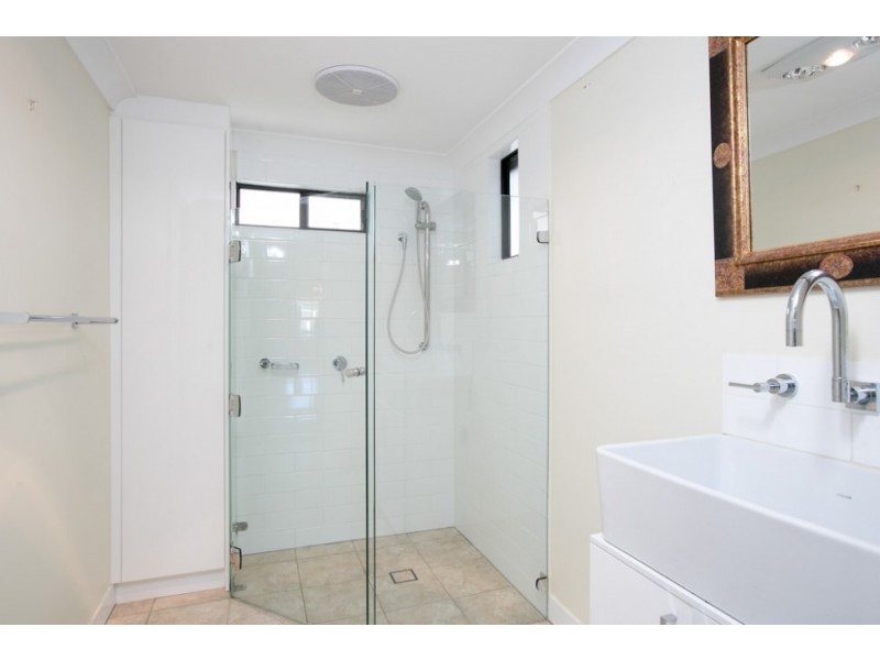 10 Glossop Street, Towradgi NSW 2518