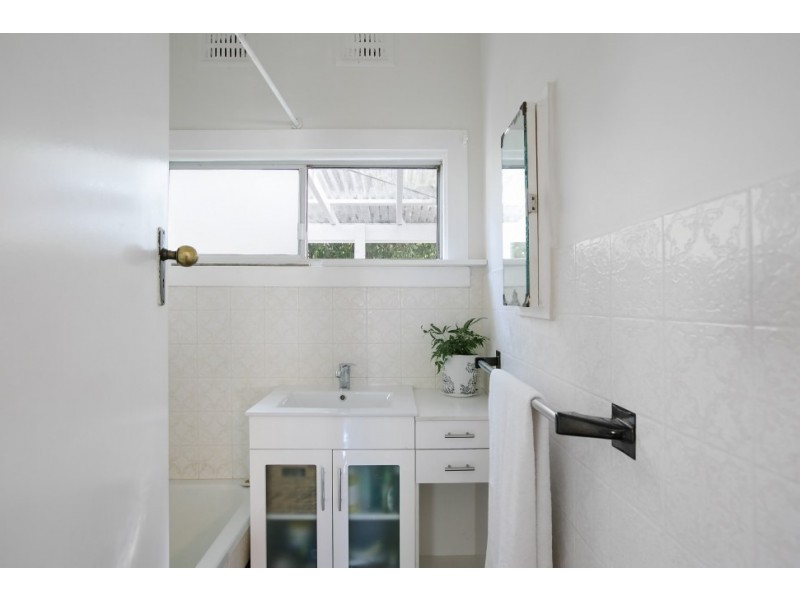 45 Cabbage Tree Lane, Fairy Meadow NSW 2519