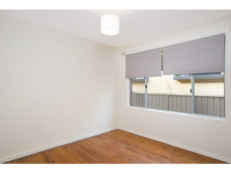 2/204 Gipps Road, Gwynneville NSW 2500