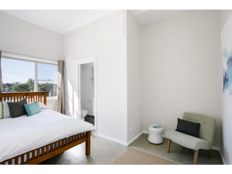 26 Ashley Avenue, Farmborough Heights NSW 2526