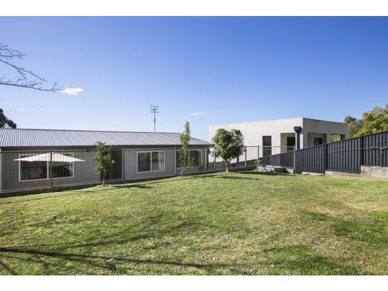 26 Ashley Avenue, Farmborough Heights NSW 2526