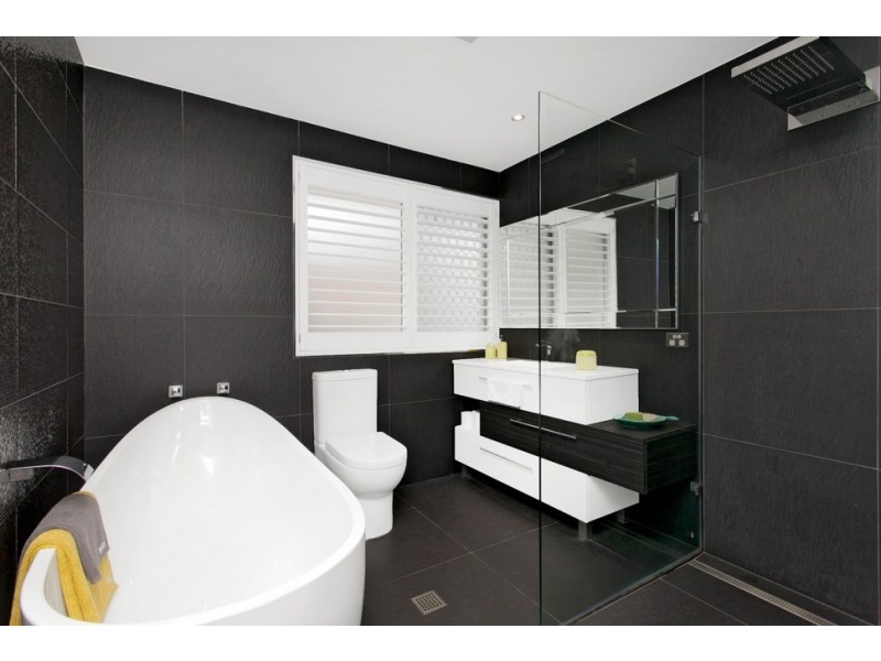 7 Swain Crescent, Dapto NSW 2530