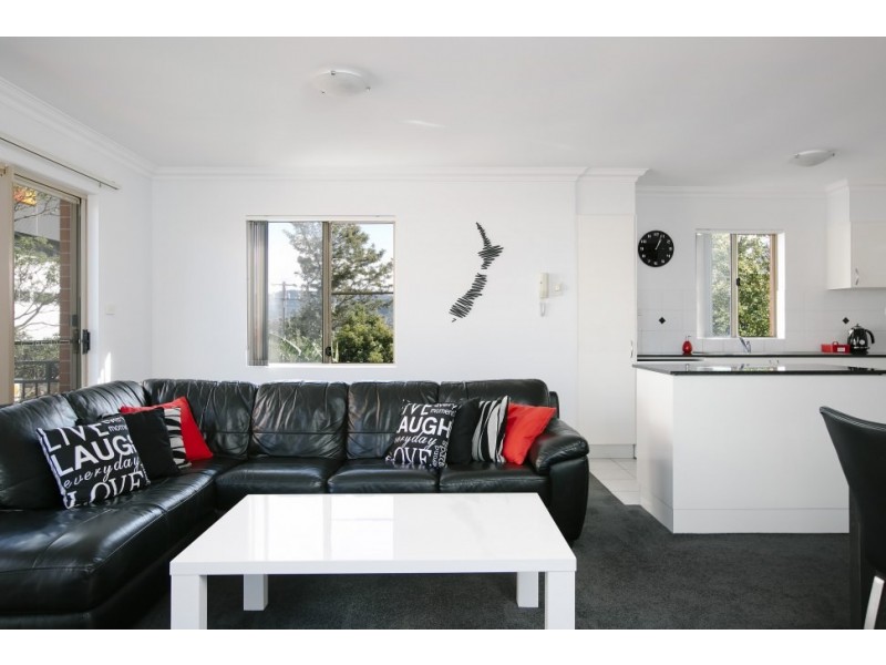 4/44 Loftus Street, Wollongong NSW 2500