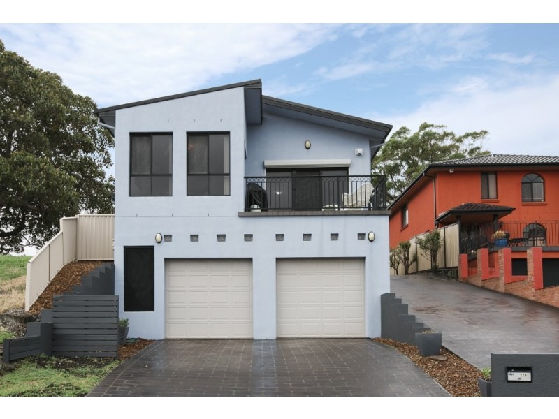 49a Whimbrel Avenue, Lake Heights NSW 2502