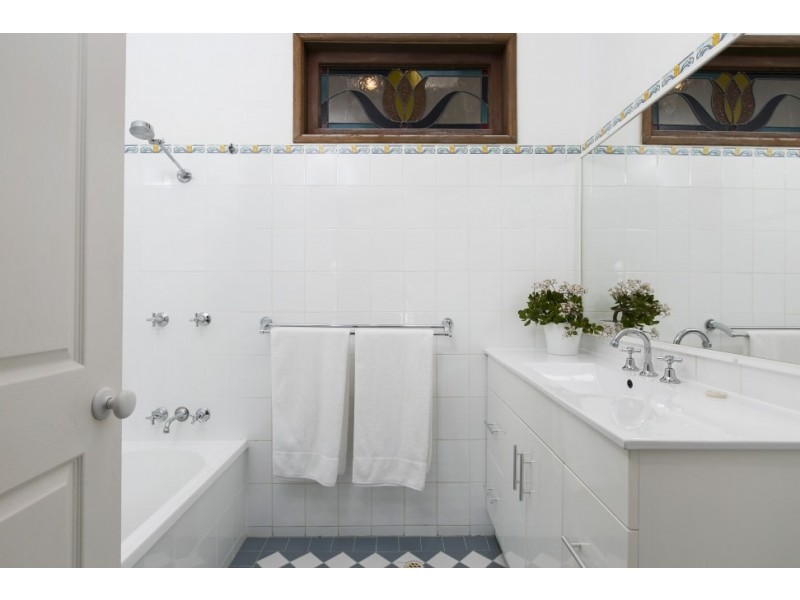 30 Soudan Street, Thirroul NSW 2515