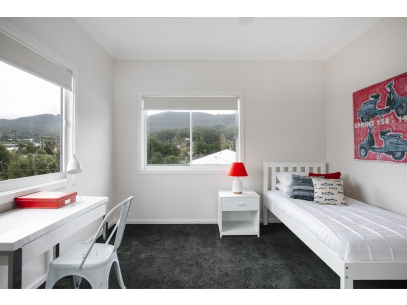 8B Brickworks Avenue, Thirroul NSW 2515