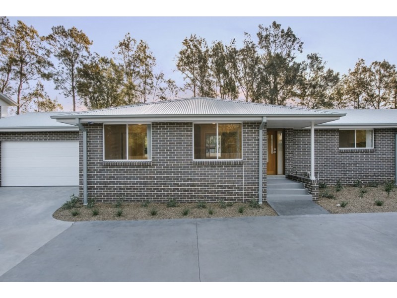 4/129 Koona Street, Albion Park Rail NSW 2527