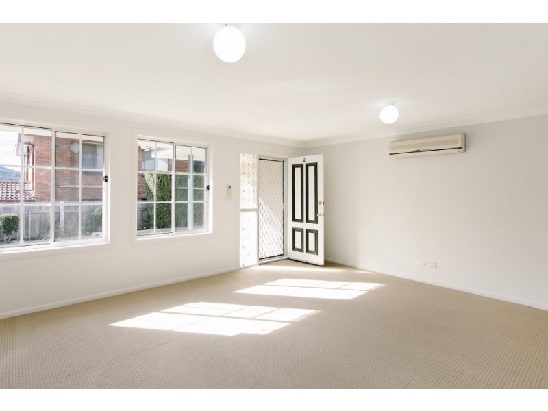 2/23a Ryan Street, Balgownie NSW 2519